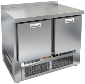 Стол холодильный среднетемпературный HiCold SNE 11/TN BOX